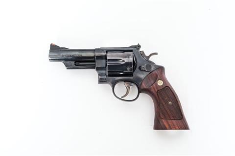 Smith & Wesson Mod. 29-2, .44 Magnum, N800539, §B (W 875-11)
