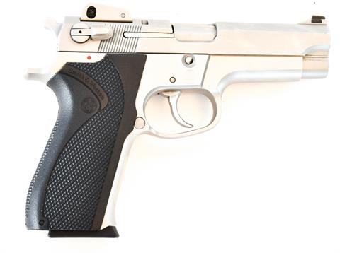 Smith & Wesson Mod. 5906, 9 mm  Luger, #TZC7669, § B Z