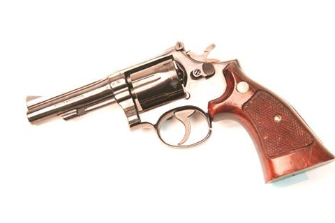 Smith & Wesson Mod. 15-2, .38 Special, 8K69196, § B (W 4207-13)