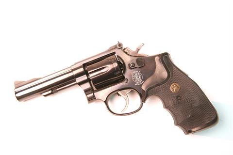 Smith & Wesson Mod. 15-6. .38 Special, BDF7746, § B (W 3728-13)