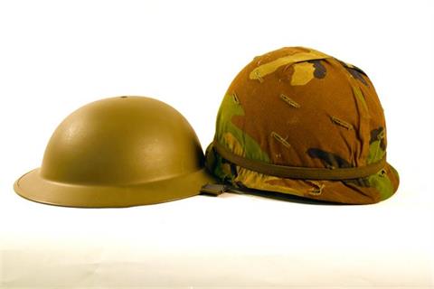 WW II steel helmets bundle lot