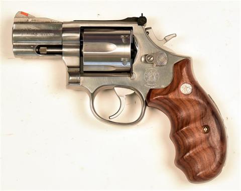 Smith & Wesson Mod. 686-4, .357 Magnum, #BRE3587, § B (W 3153-14)