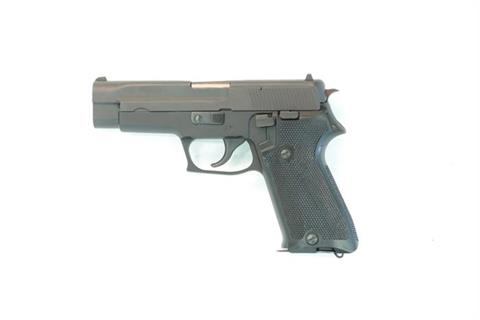 SIG-SAUER P220, 9 mm Luger, #G112143, § B