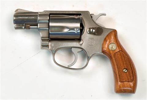 Smith & Wesson, Mod. 60, .38 Spezial, #R158365, § B
