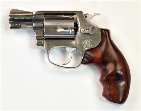 Smith & Wesson mod. 60, .38 Spz., #BNUO941, §B