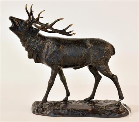 sculpture red stag