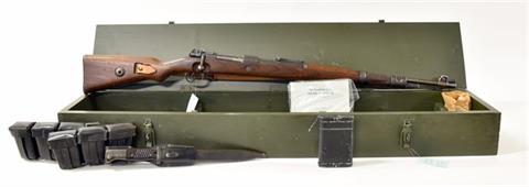 Mauser 98, Steyr-Daimler-Puch AG, K98k-Komplettset in Kiste, 8x57IS, #6520g, § C