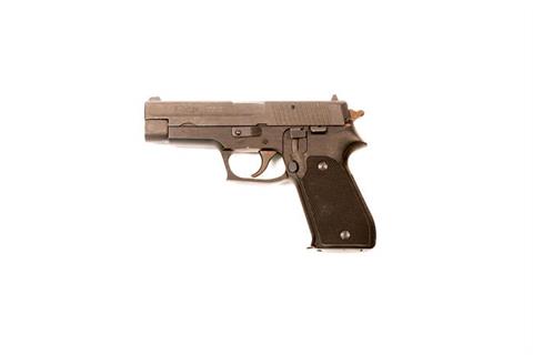SIG-Sauer P220, 9 mm Luger, #G245544, § B (W 2899-13)