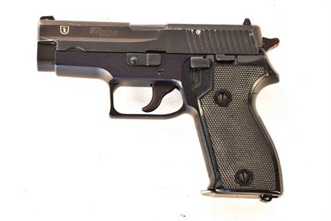 SIG Sauer P225, 9 mm Luger, #M547692, § B (W 500-15)