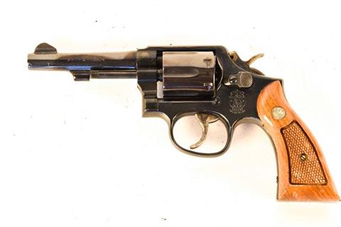 Smith & Wesson Mod. 10-7, .38 Special, #AZL9866, § B (W 562-15)