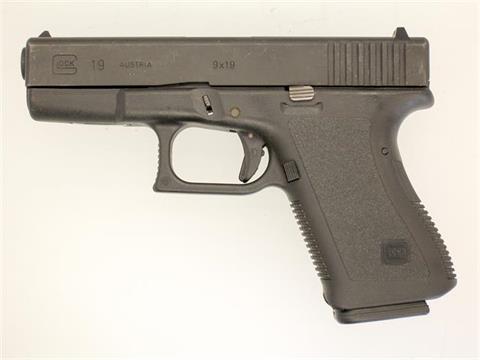 Glock 19gen2, 9 mm Luger, #GC736, § B (W 3611-15)