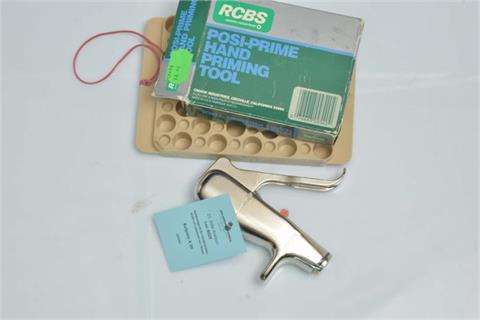 Handsetzgerät für Zündhütchen, RCBS mit Ladebrett von Ohaus