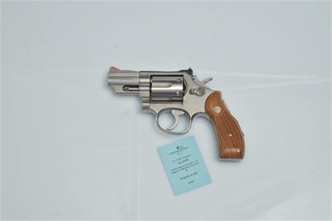 Smith & Wesson model 66-1, .357 Magnum, #89K2899, § B (W 2753-16)