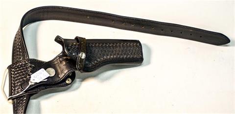 Western waistbelt with revolver holster