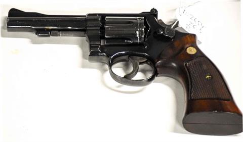 Smith & Wesson model 15-3, .38 spl., GK96271,#40611 , §B