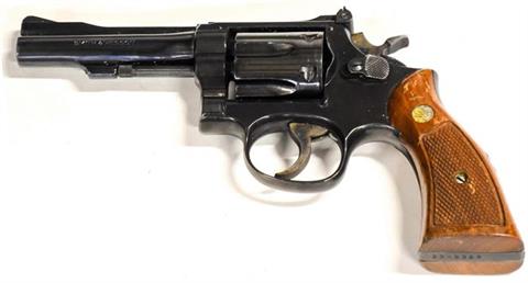 Smith & Wesson model 18-4 .22 lr., #23 K 9328, § B (W 581/1013-2017)
