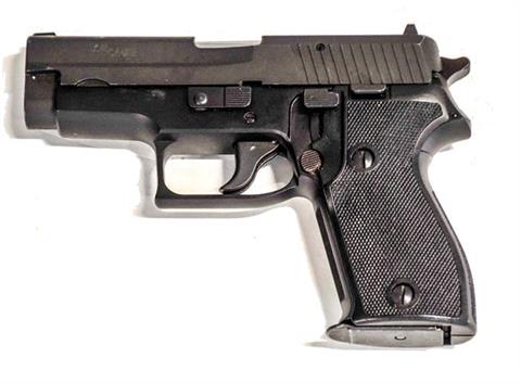Sig Sauer P225, 9 mm Luger, #M414301, § B