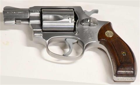 Smith & Wesson model 60, .38 spl., #R317474, § B