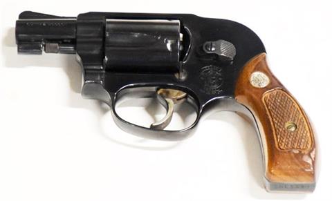 Smith & Wesson model 49-2, .38 spl., #BNE9427, § B
