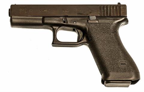 Glock 17gen1, 9 mm Luger, #AG507, § B acc. (W 3296-15)