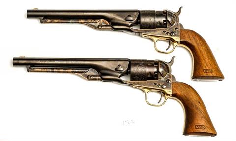 Set aus 2 Perkussionsrevolvern (Replikas) Colt 1860 Army, .44,  #US1507 & 1507US, § B Model vor 1871 Zub.