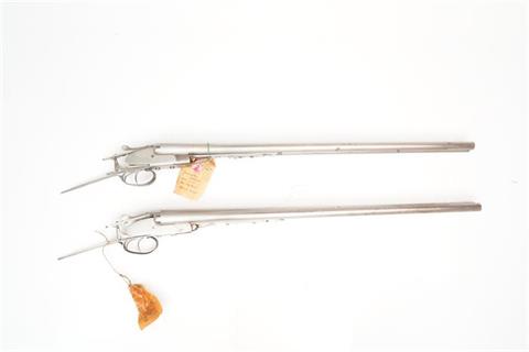 pair of S/S double shotguns Forgeron - Liege, in-the-white, 16/70, #4041 & 4042, § D, accessories
