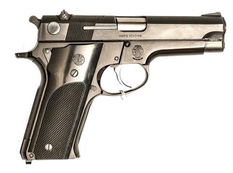 Smith & Wesson Mod. 59, 9 mm Luger, #A266508, § B