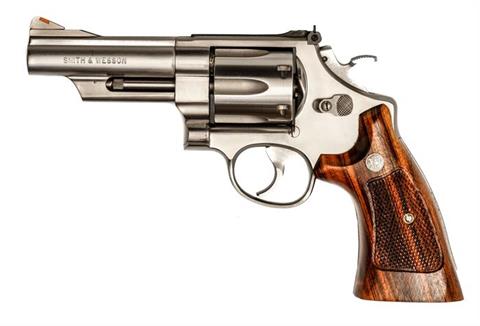 Smith & Wesson model 629-2, .44 Magnum, BBW6556, §B (W 3492-17)