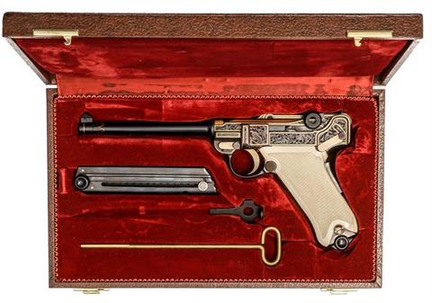 Parabellum, luxury version 06/73 in original case, Mauserwerke, .30 Luger, #10.004194 § B, accessories