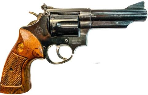 Taurus model 65, .357 Magnum, #5158493, § B (W 663-18)