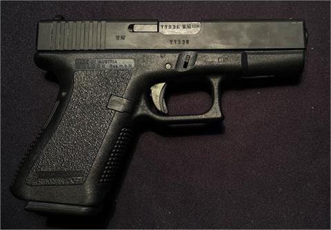 Glock 19gen2, 9 mm Luger, #YY936, § B, Zub. (W3547-16)