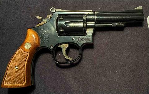 Smith & Wesson Mod. 15-4, .38 Spec., #95K8803, § B (W 2404-18)