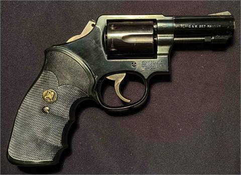 Smith & Wesson Mod. 13-3, .357 Mag., #AEE2989, § B (W 2416-18)