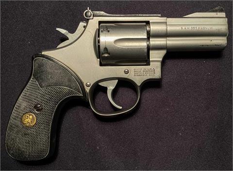 Smith & Wesson model 686, .357 Mag., #BEE7005, § B (W 2458-18)