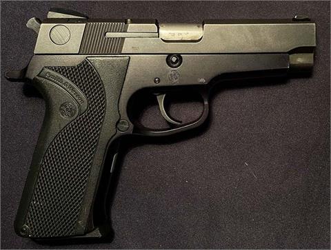 Smith & Wesson Mod. 910, 9 mm Luger, #VCU1472, § B