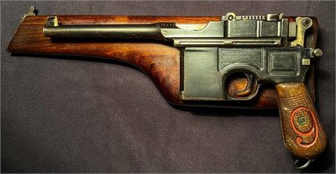 Mauser C96/16 "Die rote Neun" mit Anschlagschaft, 9 mm Luger, #109939, § B