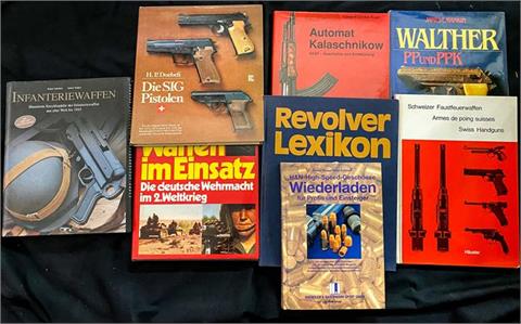 arms literature - bundle lot of 8 items