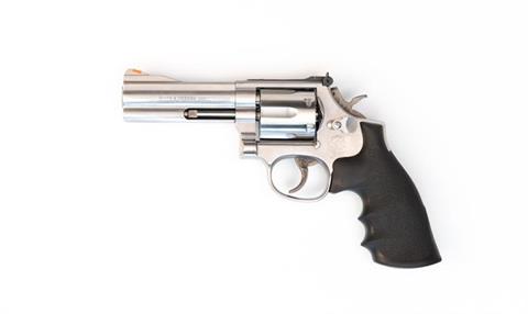 Smith & Wesson Mod. 686-4, .357 Magnum, #CAM7592, § B