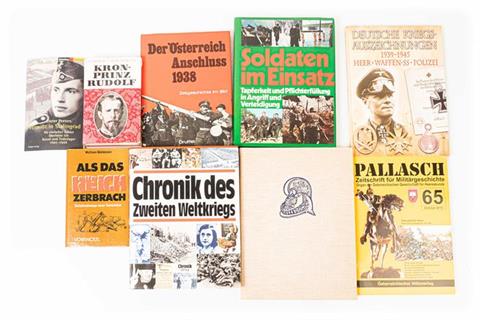 Literatur Zeitgeschichte und Militär - Konvolut von 9 Druckwerken