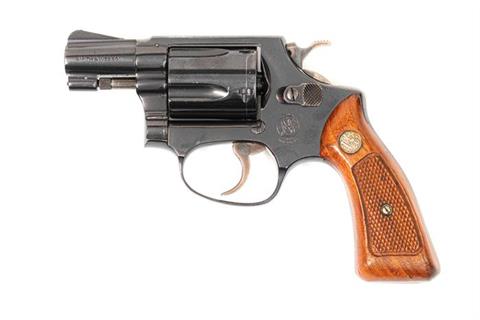 Smith & Wesson model 36, .38 Spl, #58J307, § B accessories
