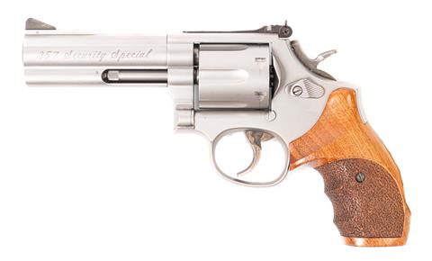 Smith & Wesson Mod. 686-4, .357 Magnum, #CBT7820, § B (W 352-17)