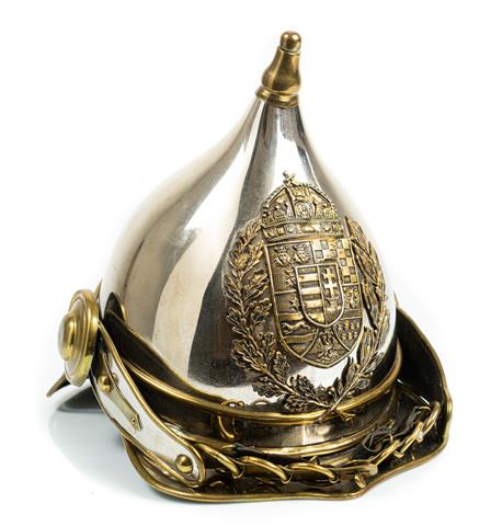 Hungary, palace guards helmet ?
