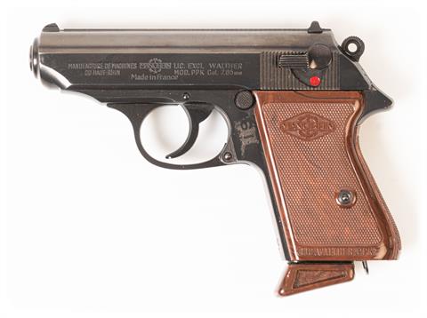 Walther PPK, manufacture Manurhin, Austrian police, .32 Auto, #210472, § B accessories (W 365-17)