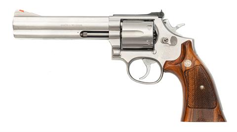 Smith & Wesson model 686-1, .357 Magnum, #AYH2751, § B
