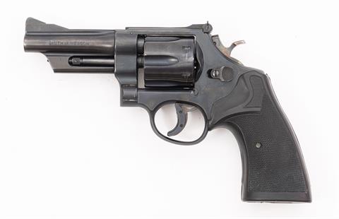 Smith & Wesson model 28-2 Highway Patrolman, .357 Mag., #N31354, § B, accessories
