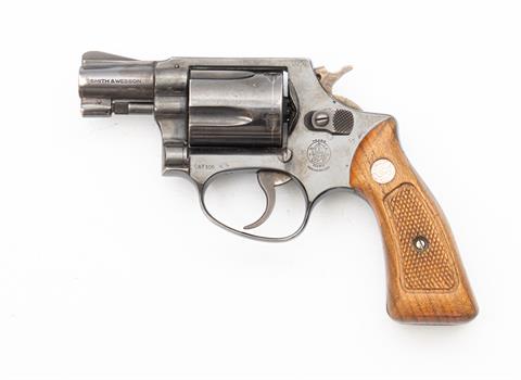 Smith & Wesson model 36, .38 Spl, #J879452, § B accessories