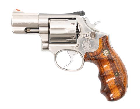 Revolver, Smith & Wesson 686-3, 357 Mag, #BBW0470, § B (W 3472-18)