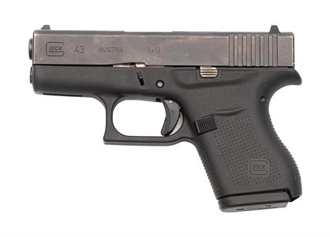 Pistole, Glock 43, 9mm Luger, #BDZS932, § B *** +ACC