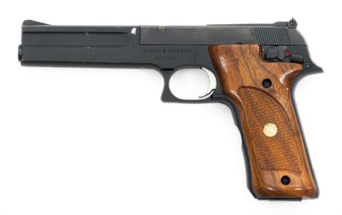 pistol Smith & Wesson Mod. 422 cal. 22 long rifle #TEH7809 § B (W557-21)