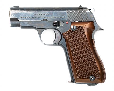 pistol Unique model C 9 Coups  cal. 7,65 Browning #535448 § B (S161066)